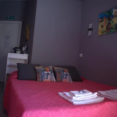 Candia Vatican Гостевой дом 4*